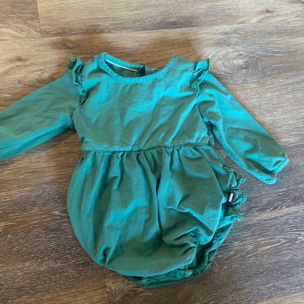 Ruffle butts romper